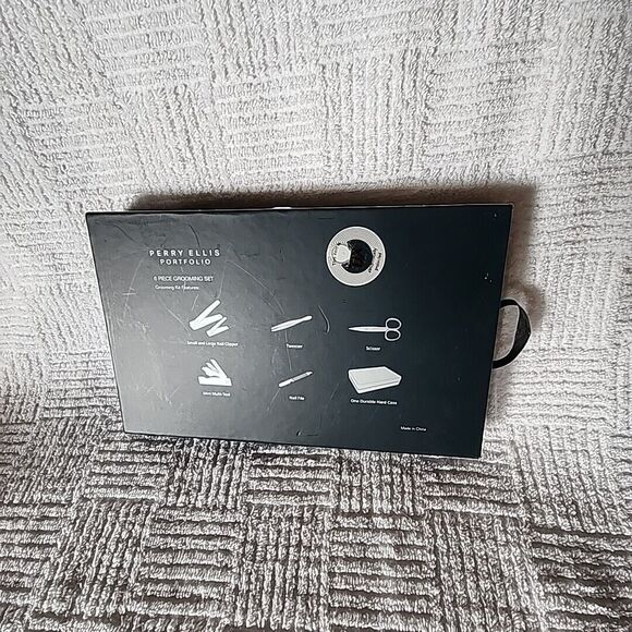 Perry Ellis Portfolio 6 Piece Grooming Set Green Case Gift Boxed New - Picture 6 of 9